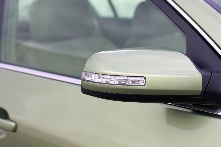 Детали экстерьера Nissan Altima Hybrid (L32) 2007 года  (фото 8 из 13)